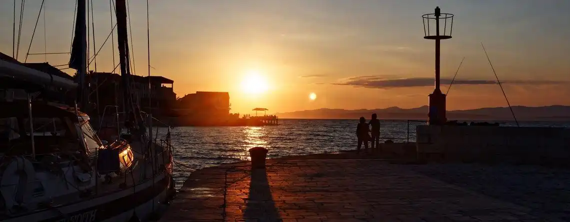 Väder Hvar